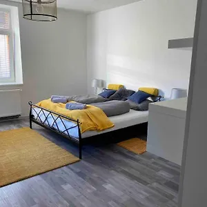 https://apt-b12-bohdanecska-12.karpacz-hotel.com