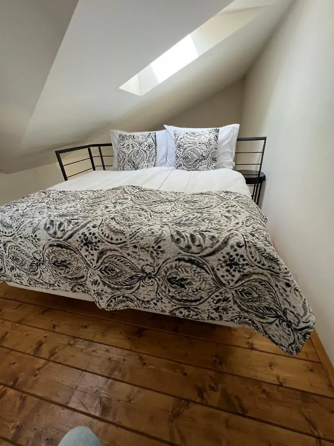 Ce Apartment Prague Castle